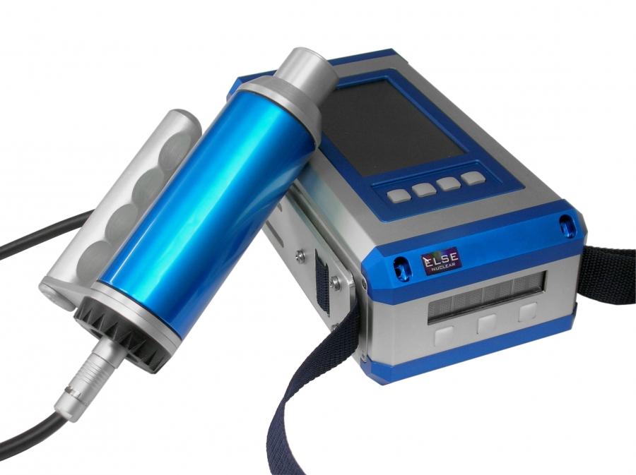 Portable radiation survey meter operating in strong magnetic field, for alpha, beta and gamma measurements